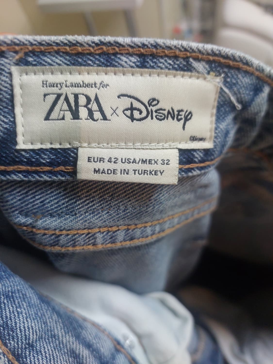 자라 x 디즈니 x 해리 램버트 립드 플레어 핏 진 블루 상품이미지3