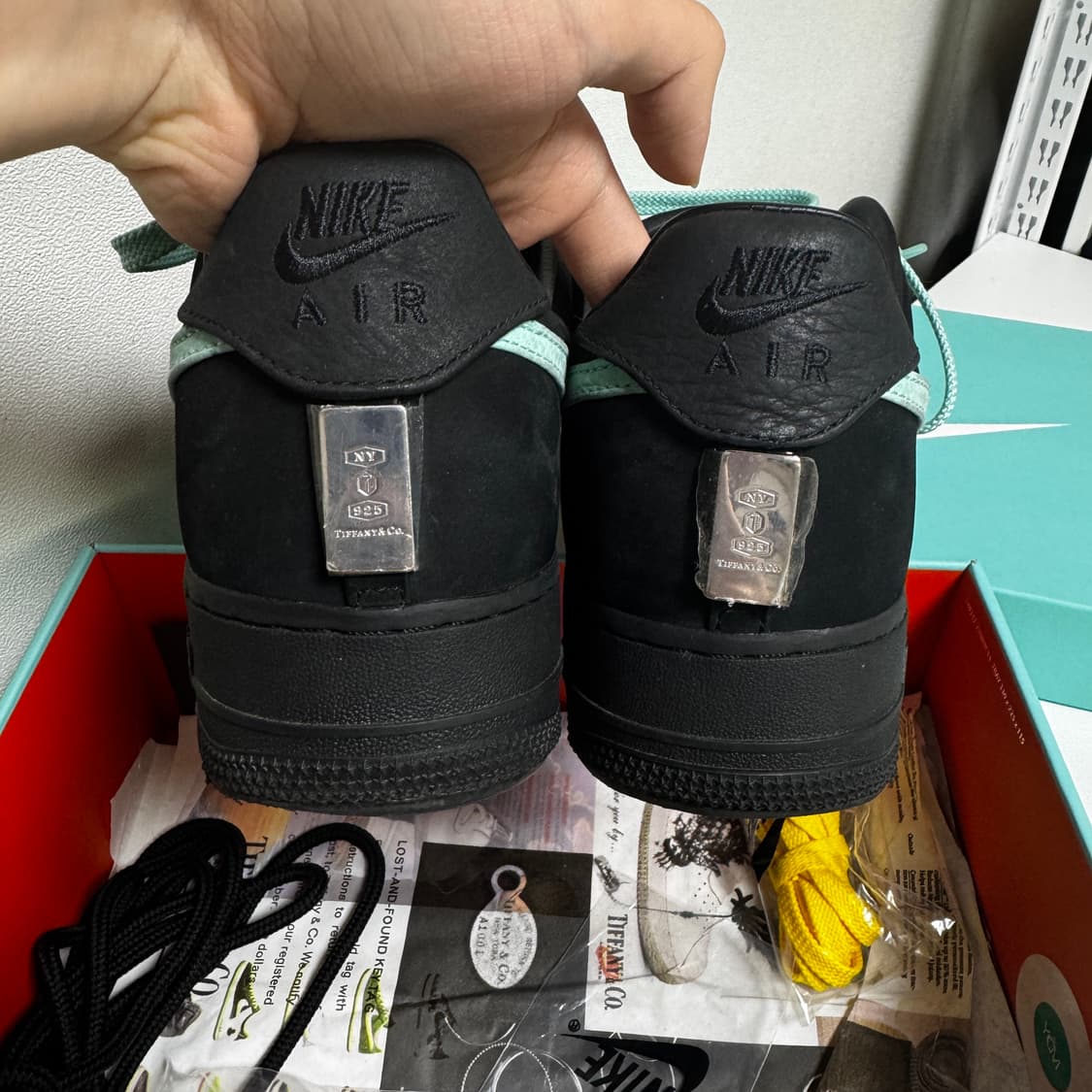 나이키 X 티파니 앤 코 에어포스 1 로우 스니커즈 상품이미지5