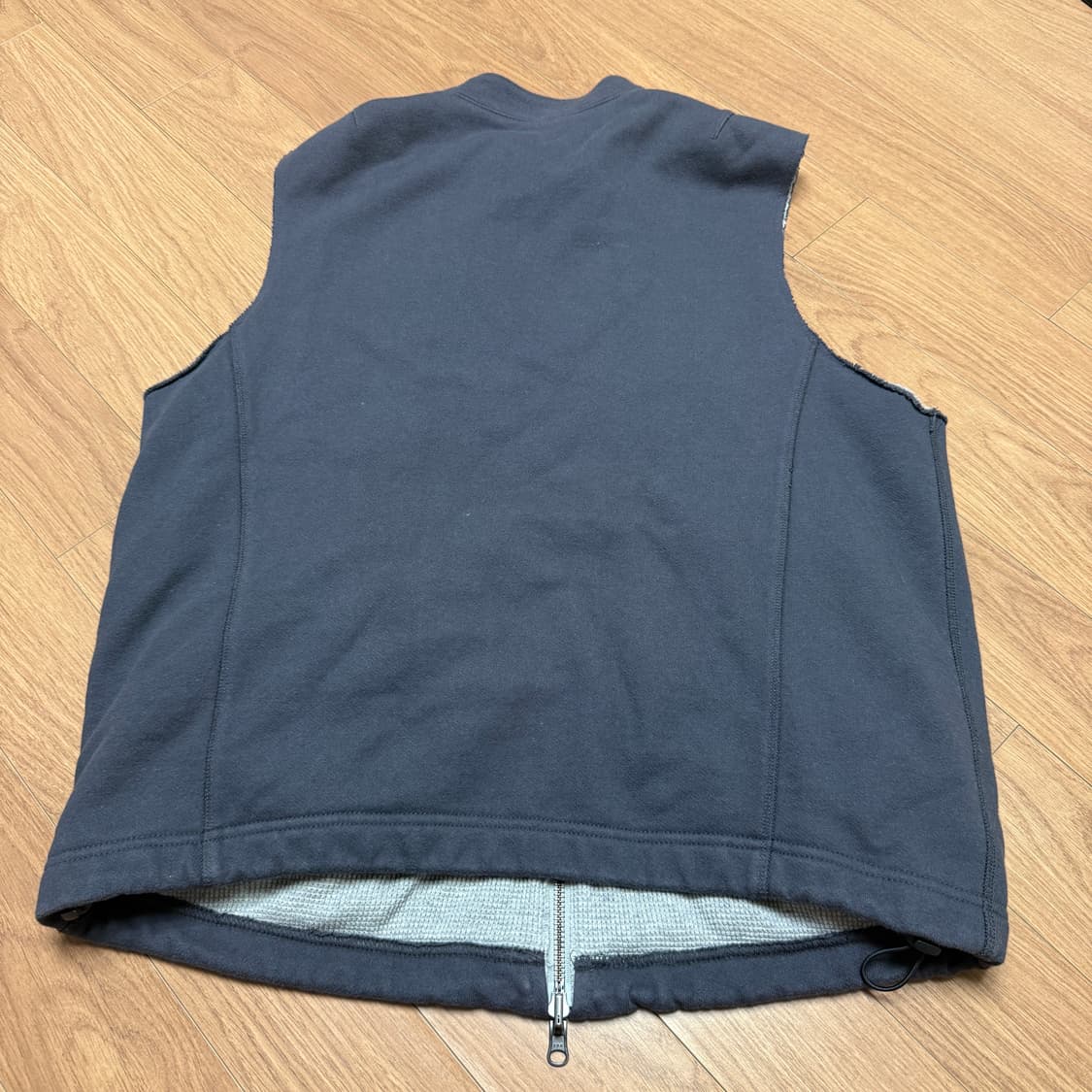 해칭룸 리버서블 베스트 네이비 색상 상품이미지3