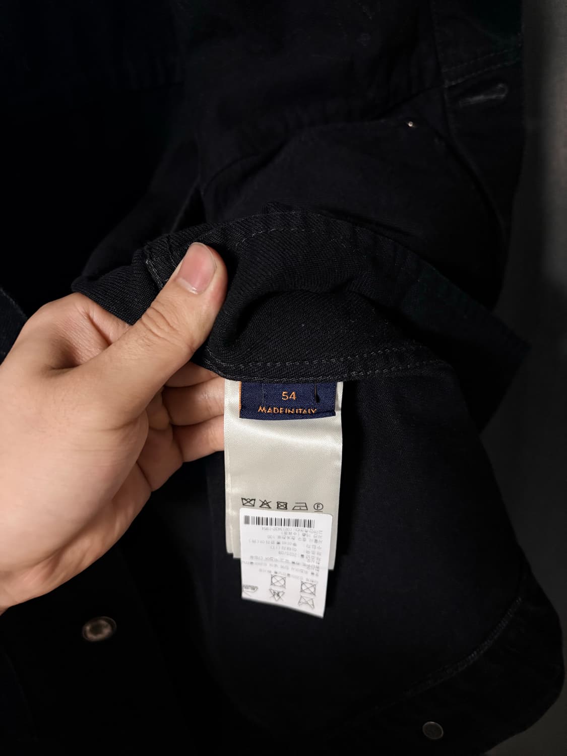 26년 신형 루이비통 모노그램 데님 트러커 디스트로이 자켓 54 상품이미지4