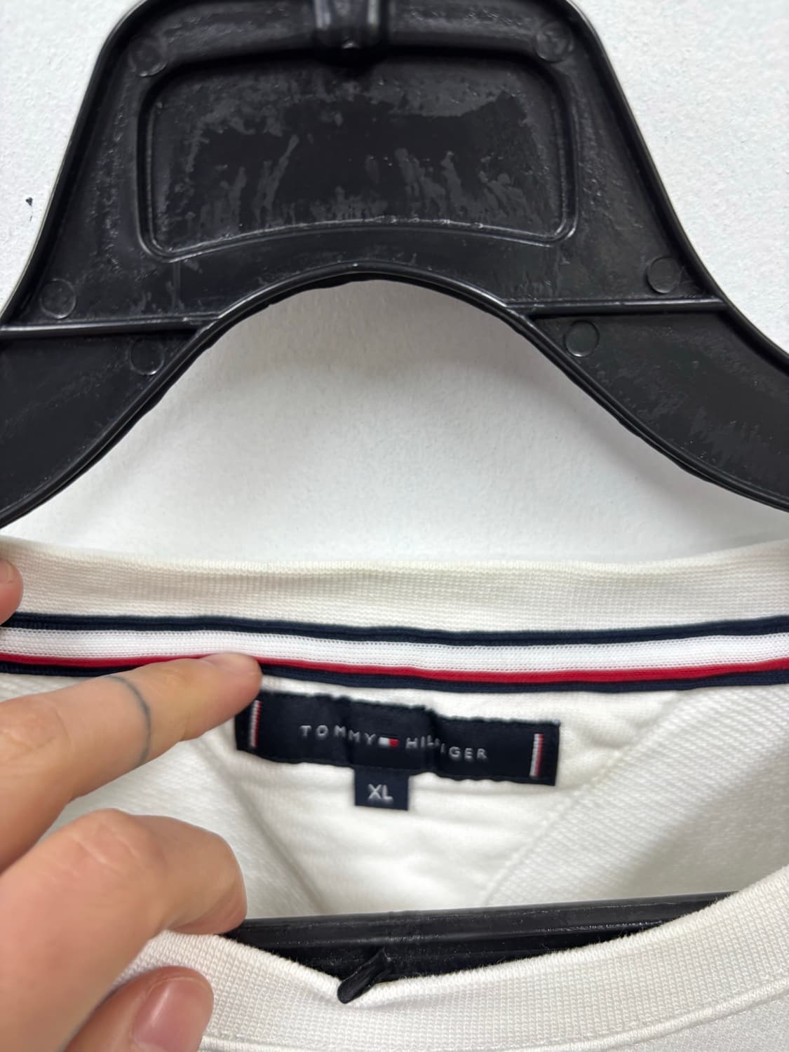 타미힐피거 맨투맨 상품이미지4