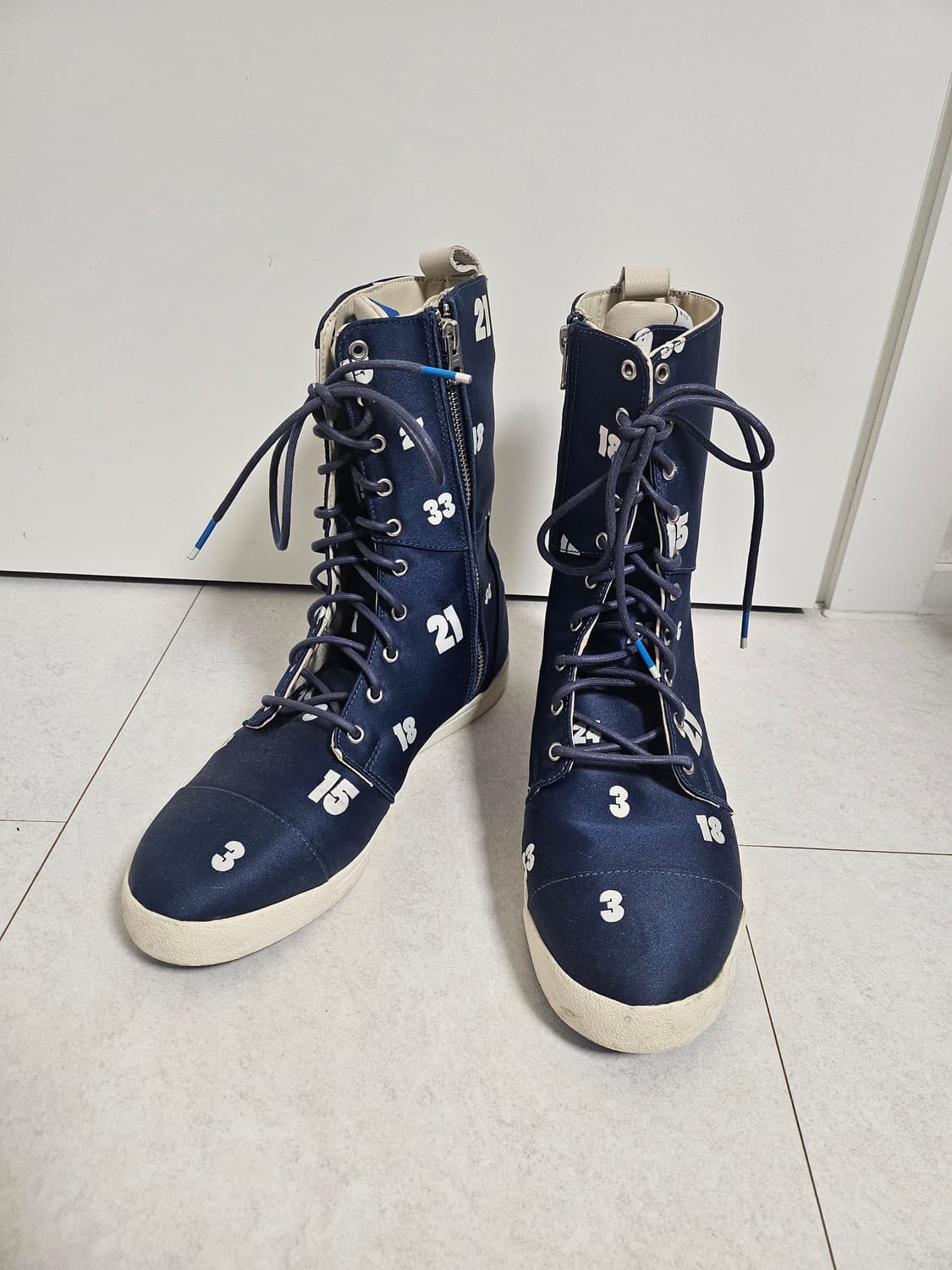 아디다스 Adidas 하이 부츠
 상품이미지1