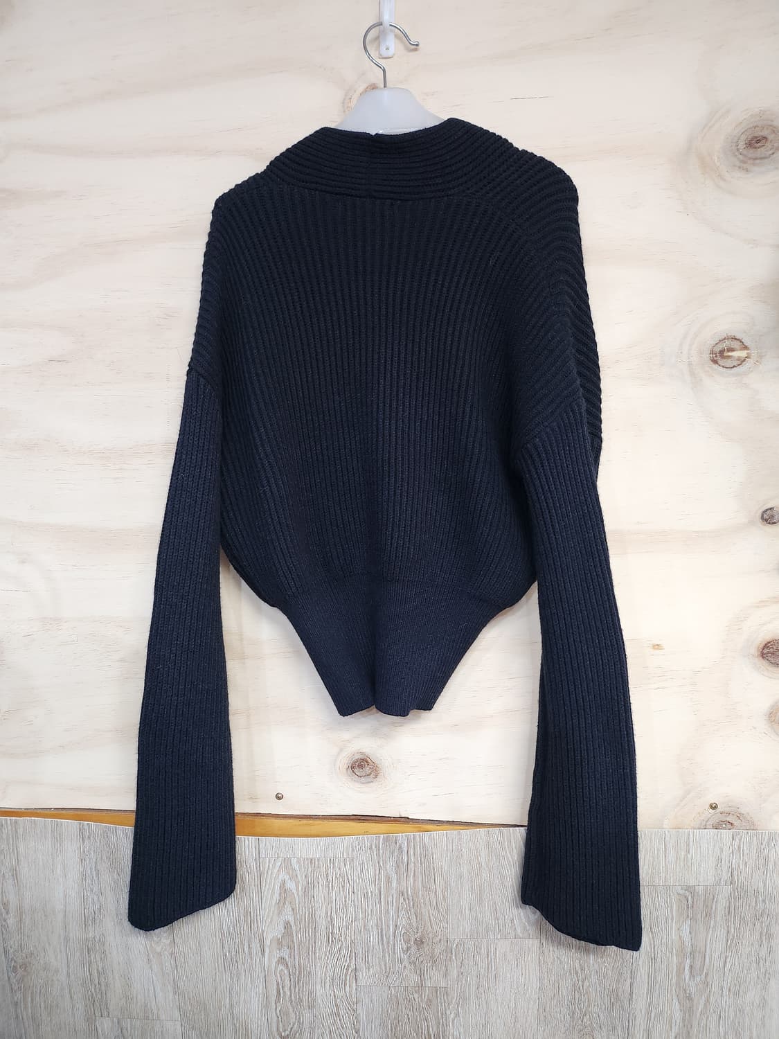 508) 어반 URBAN 블랙 랩 니트 상품이미지2