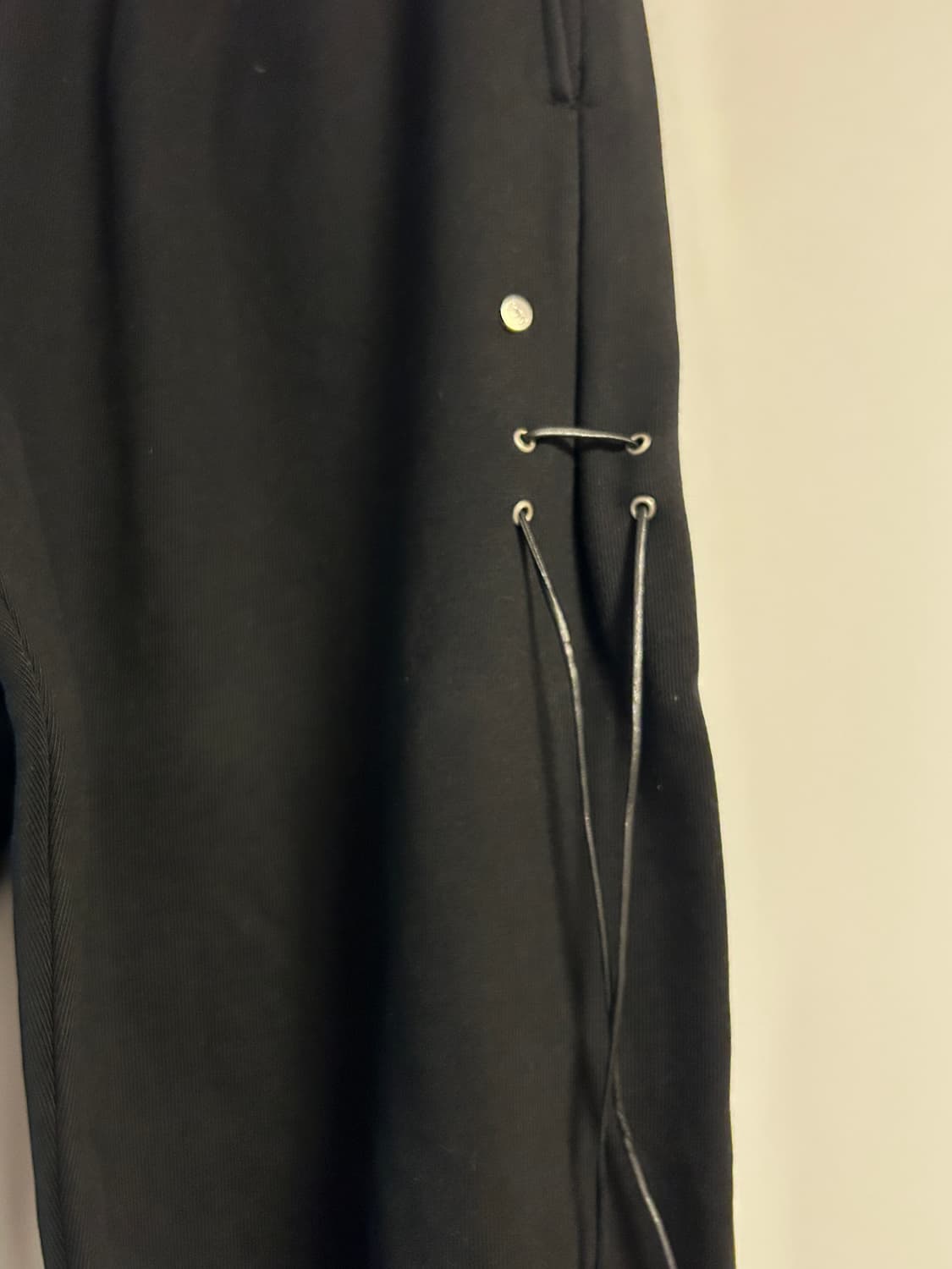 604SERVICE 604서비스 레더스트링 조거 팬츠 상품이미지4