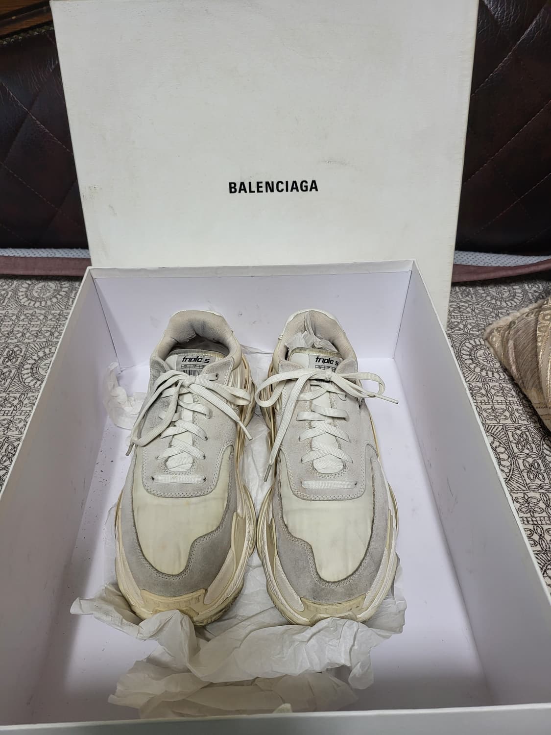 발렌시아가 트리플S 상품이미지1