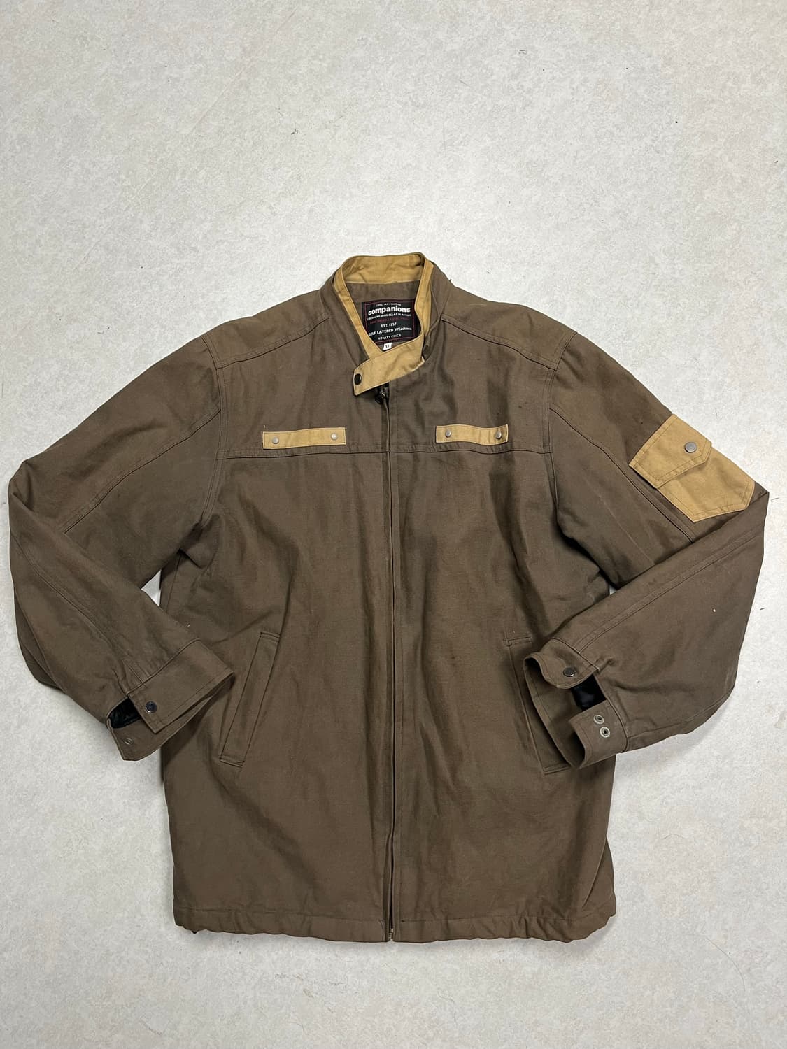 Companion 상품이미지1