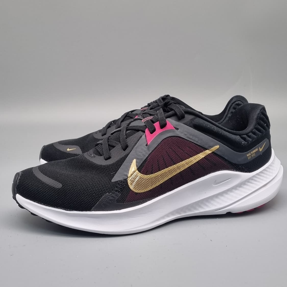 나이키 퀘스트5  여성런닝화245 상품이미지1