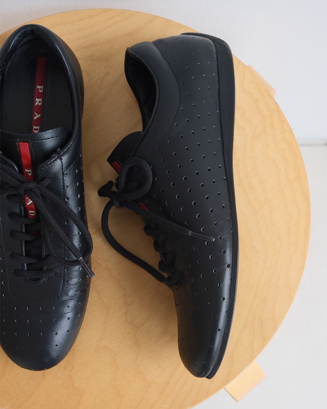 Prada perforated leather shoes 상품이미지3