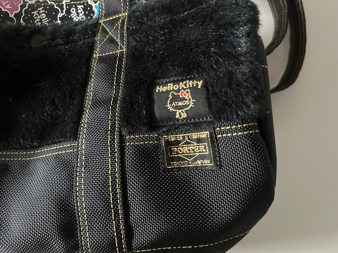 포터 x 아트모스 x 헬로키티 2웨이 보스턴백 블랙 상품이미지3