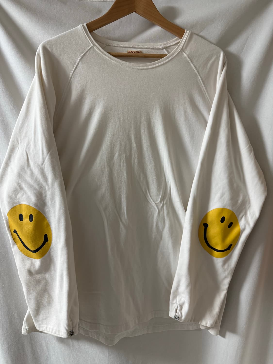 캐피탈 스마일패치 롱슬리브 상품이미지1