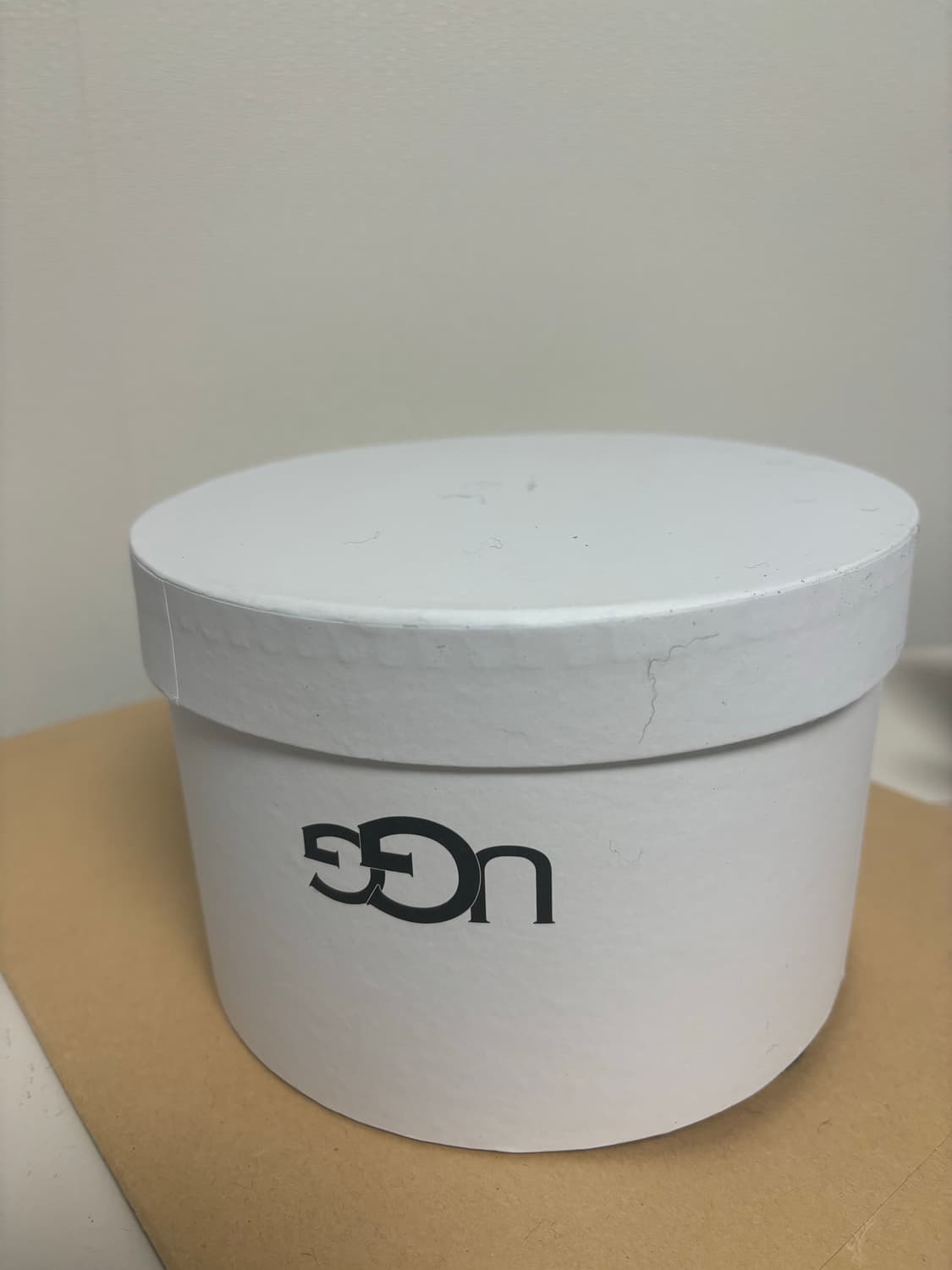 어그 클래식 논테크 이어머프 블랙 새상품 상품이미지2