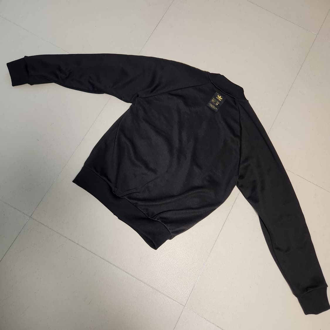 아디다스 금장 블랙/골드 트랙 수트 세트 상품이미지4