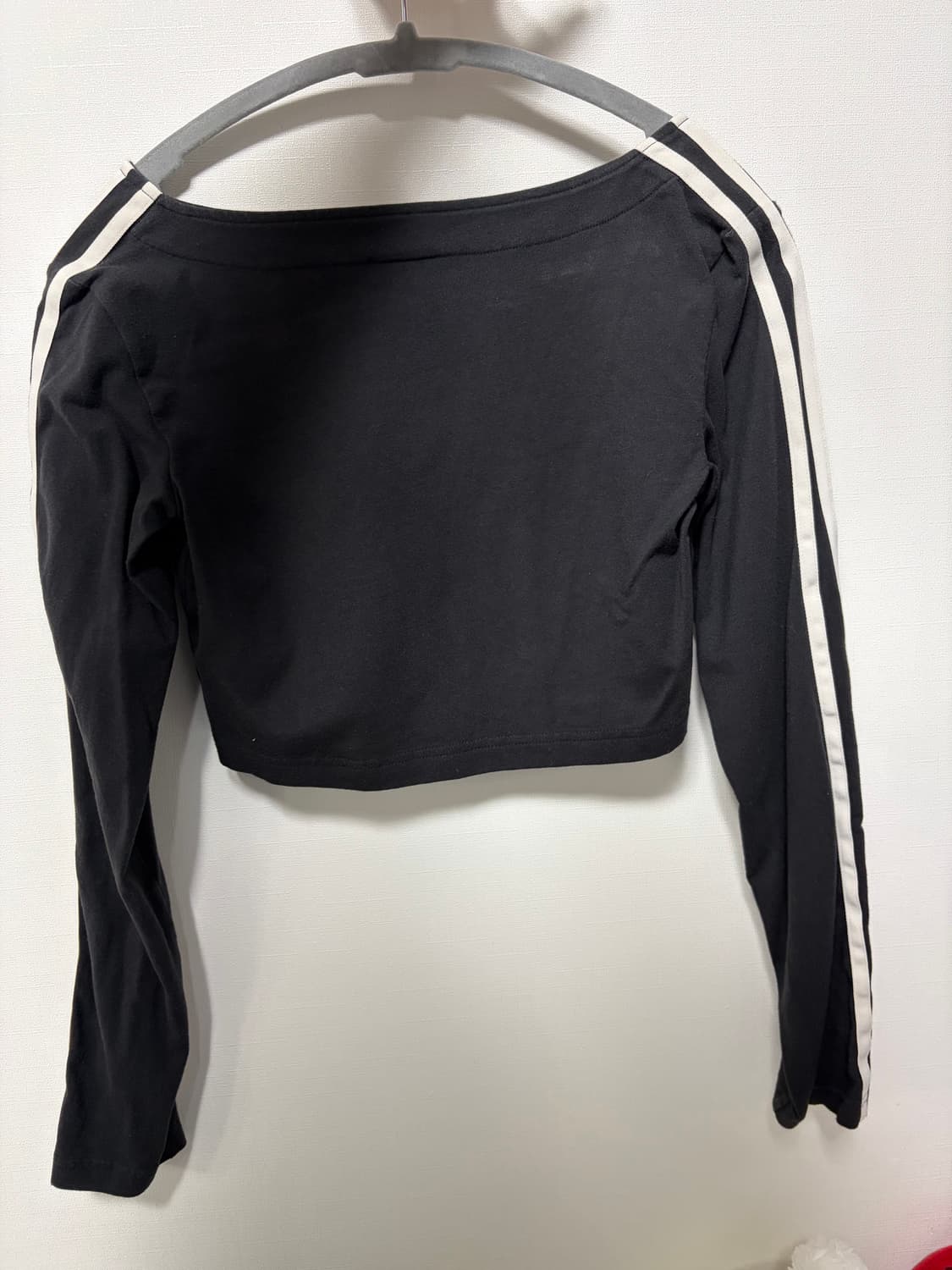 아디다스 클래식 크롭 3s 버튼 가디건 상품이미지3