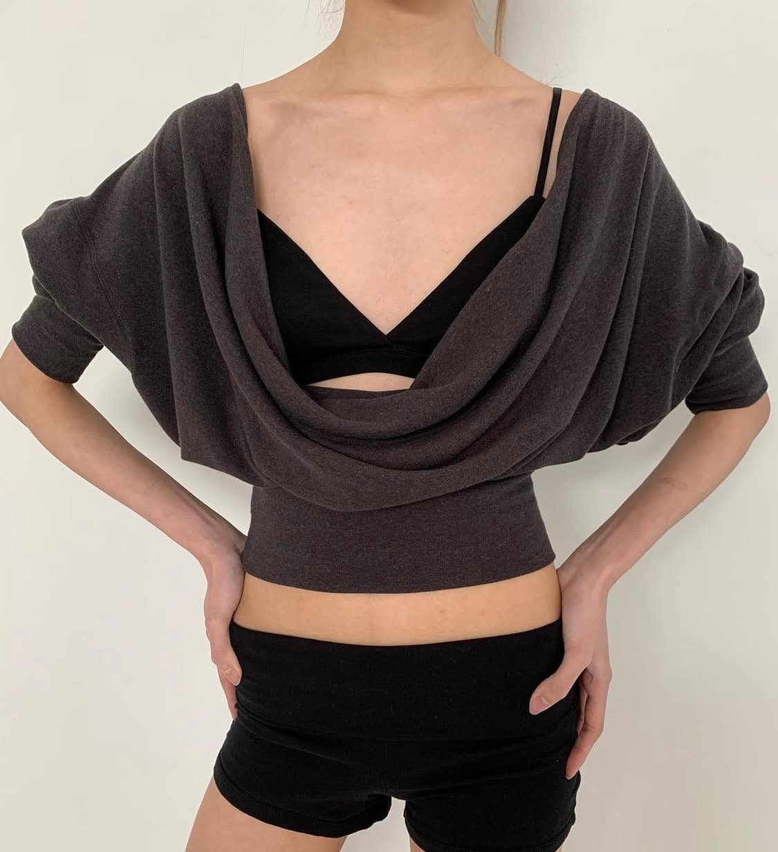 세릭 드레이핑 탑 상품이미지5