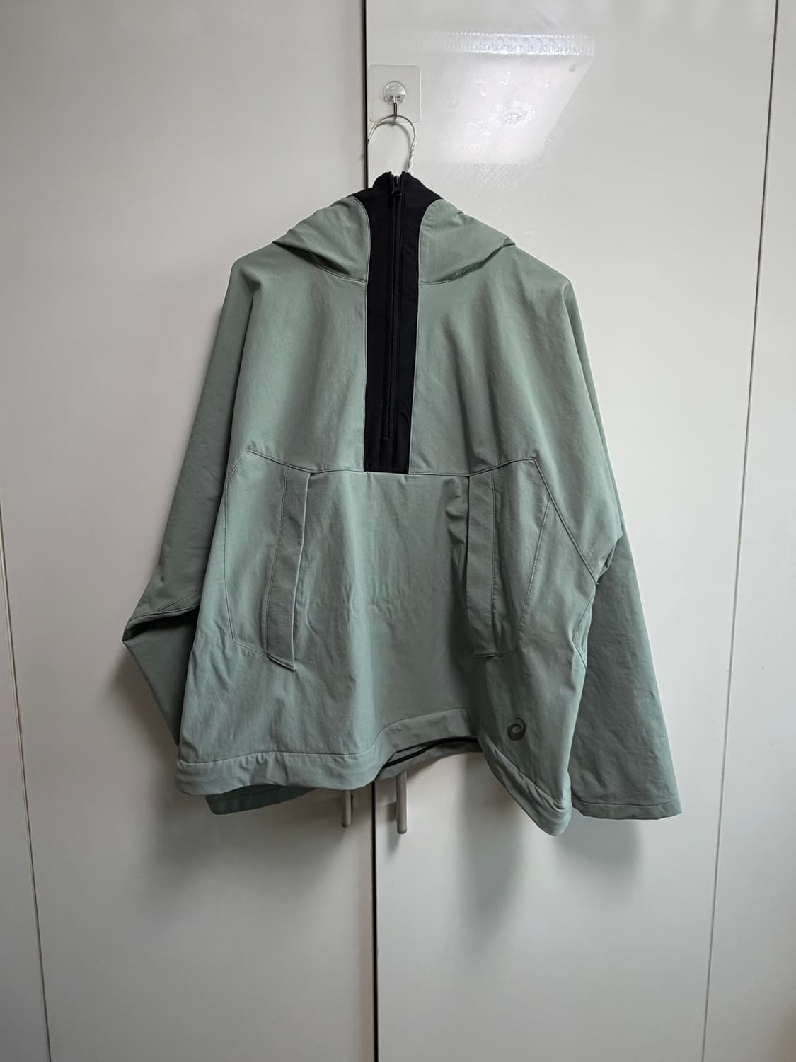 키코 코스타디노브 x 아식스 아노락 L 상품이미지9