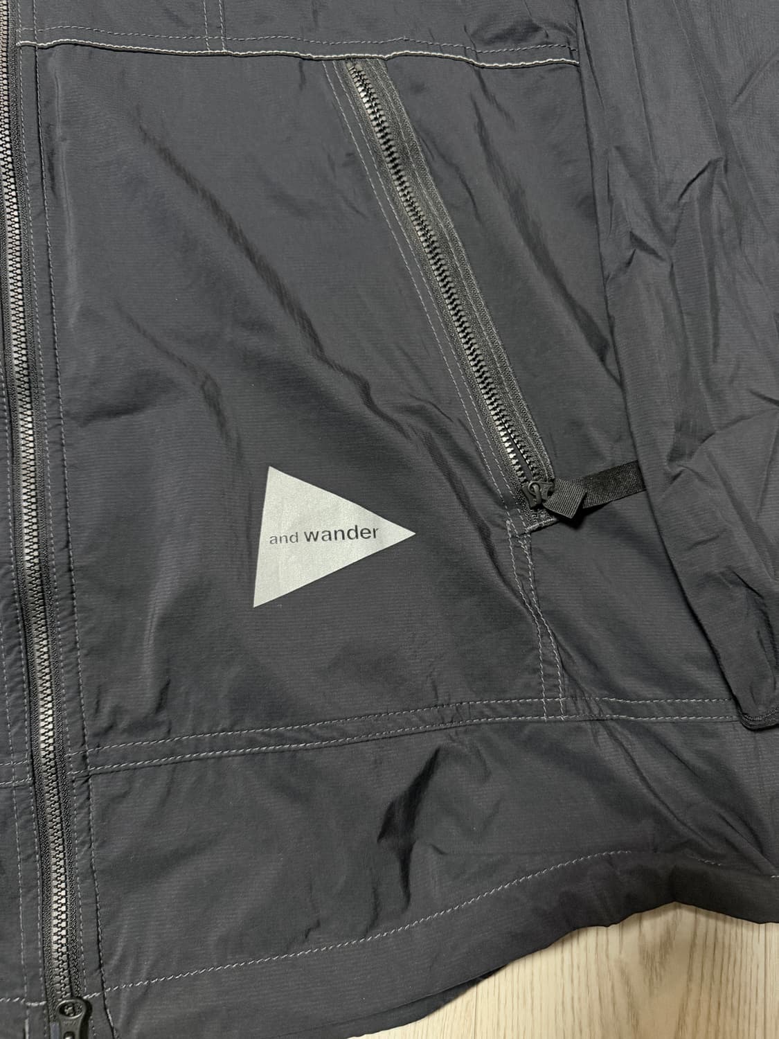 앤드원더 퍼텍스 자켓 블랙 상품이미지4