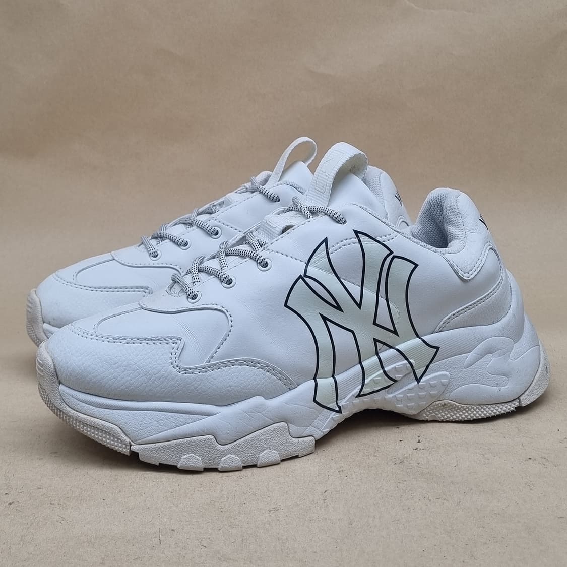 MLB 빅볼청키 뉴욕양키스 남성운동화270 상품이미지1