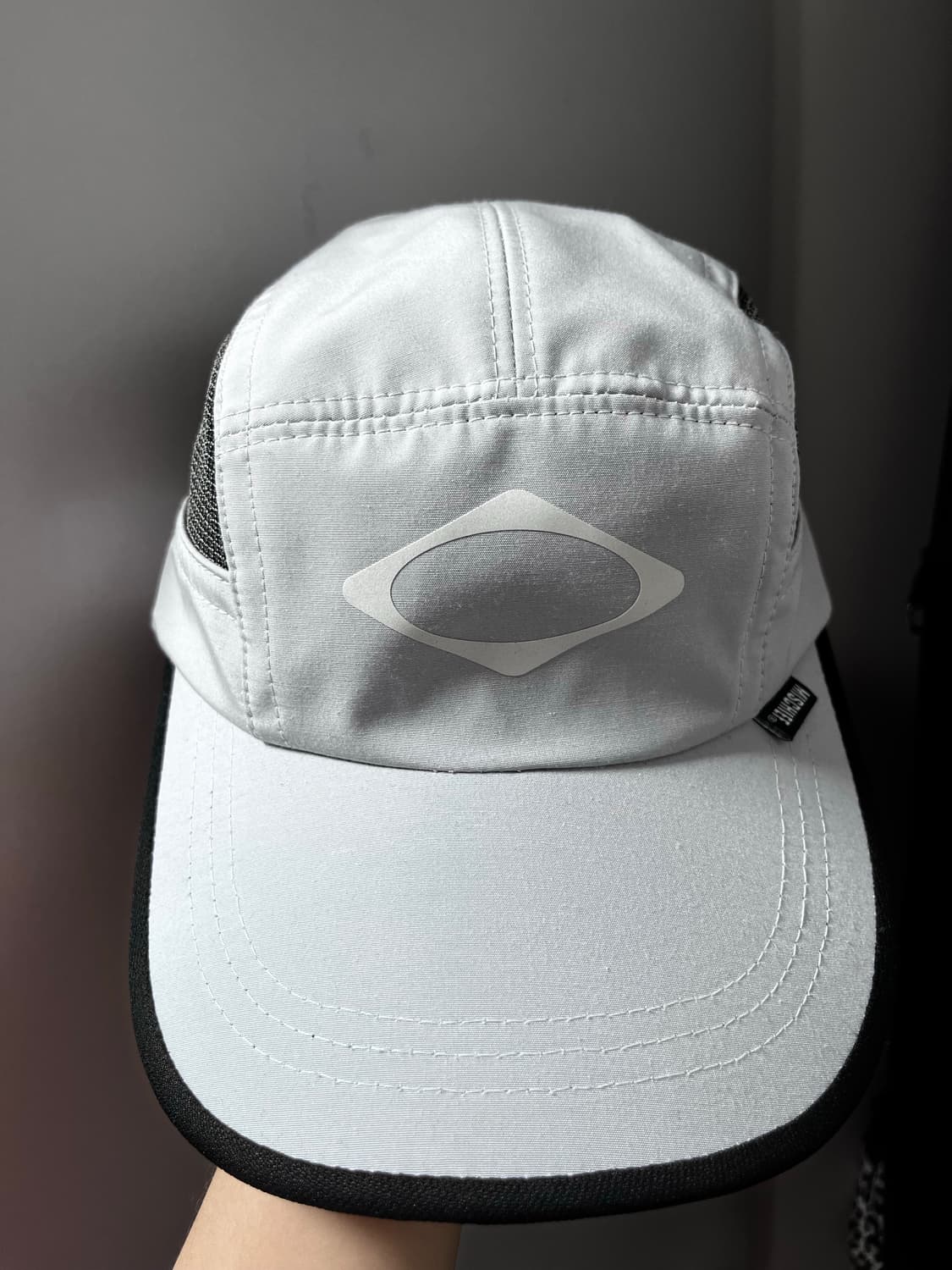 미스치프 롬버스 러닝 캡 라이트 그레이 상품이미지2