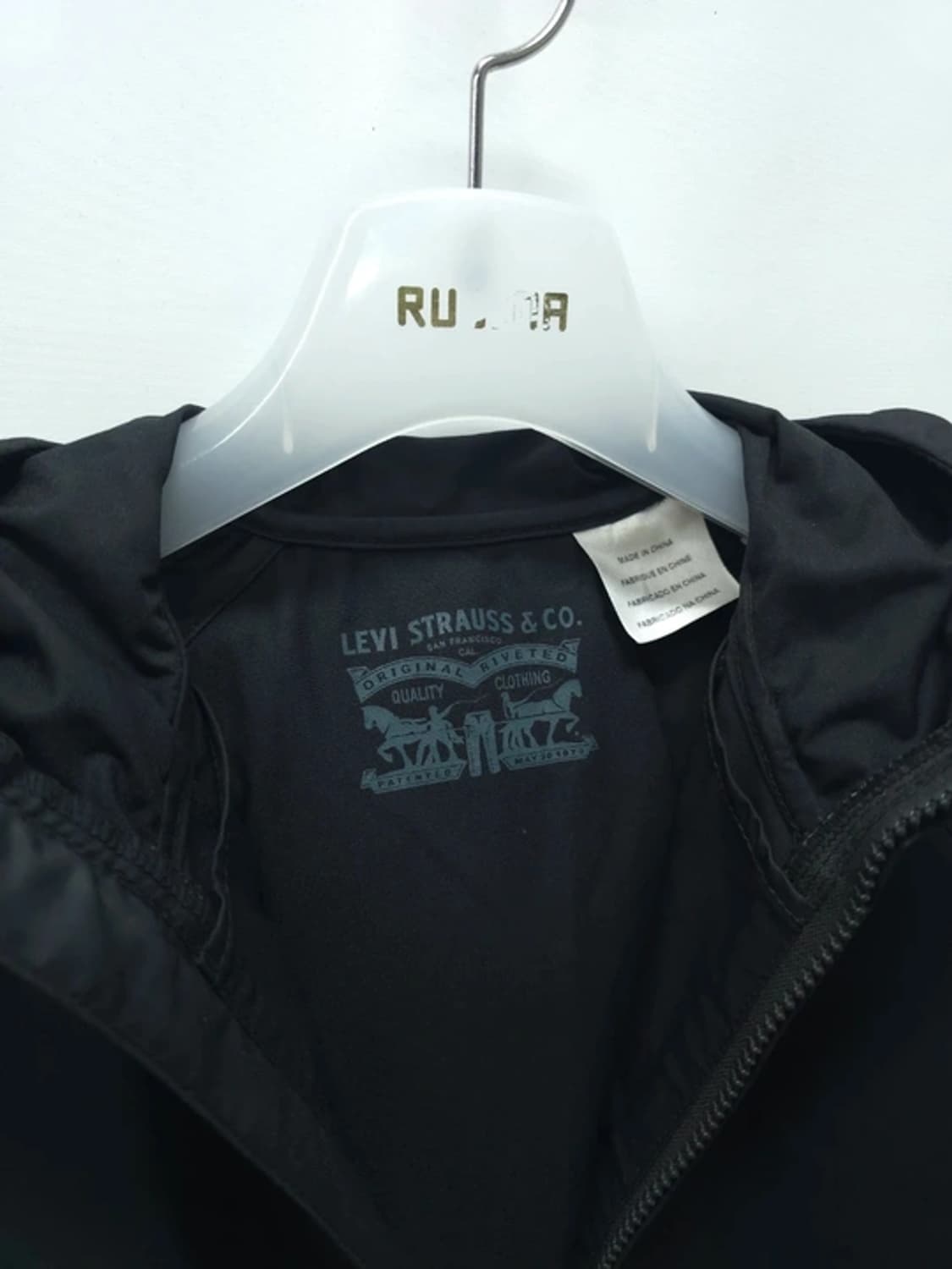 리바이스 화이트탭 남성 블랙 후드 바람막이 자켓 (95) 상품이미지7