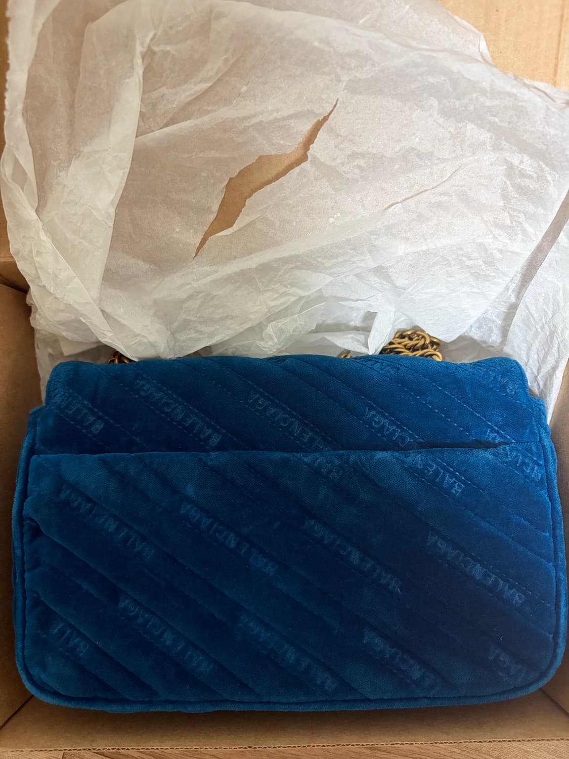 발렌시아가 BB 벨벳 체인백 상품이미지2