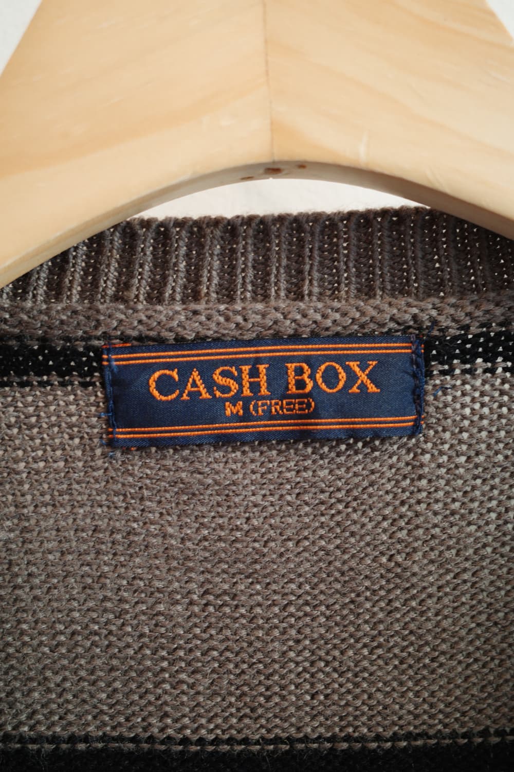 Japan brand 니트 자수 가디건 상품이미지3