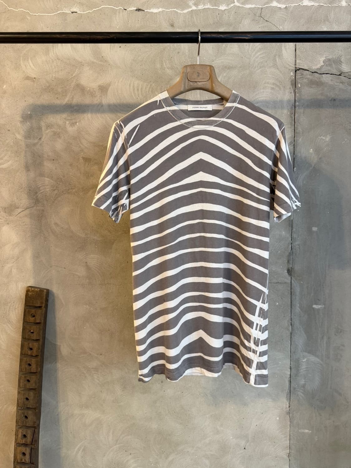 피에르 발망 크루넥 티셔츠 100 상품이미지1