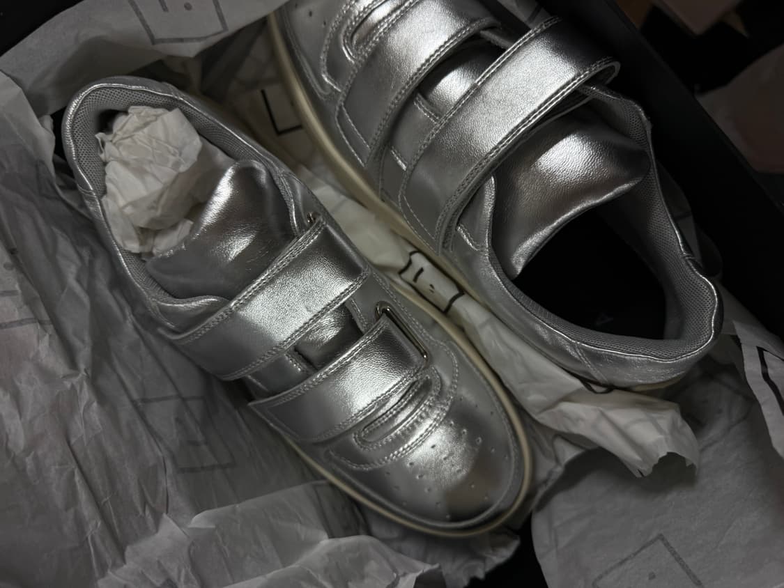 [42] 아크네 스튜디오 페리 벨크로 스니커즈 실버 상품이미지2