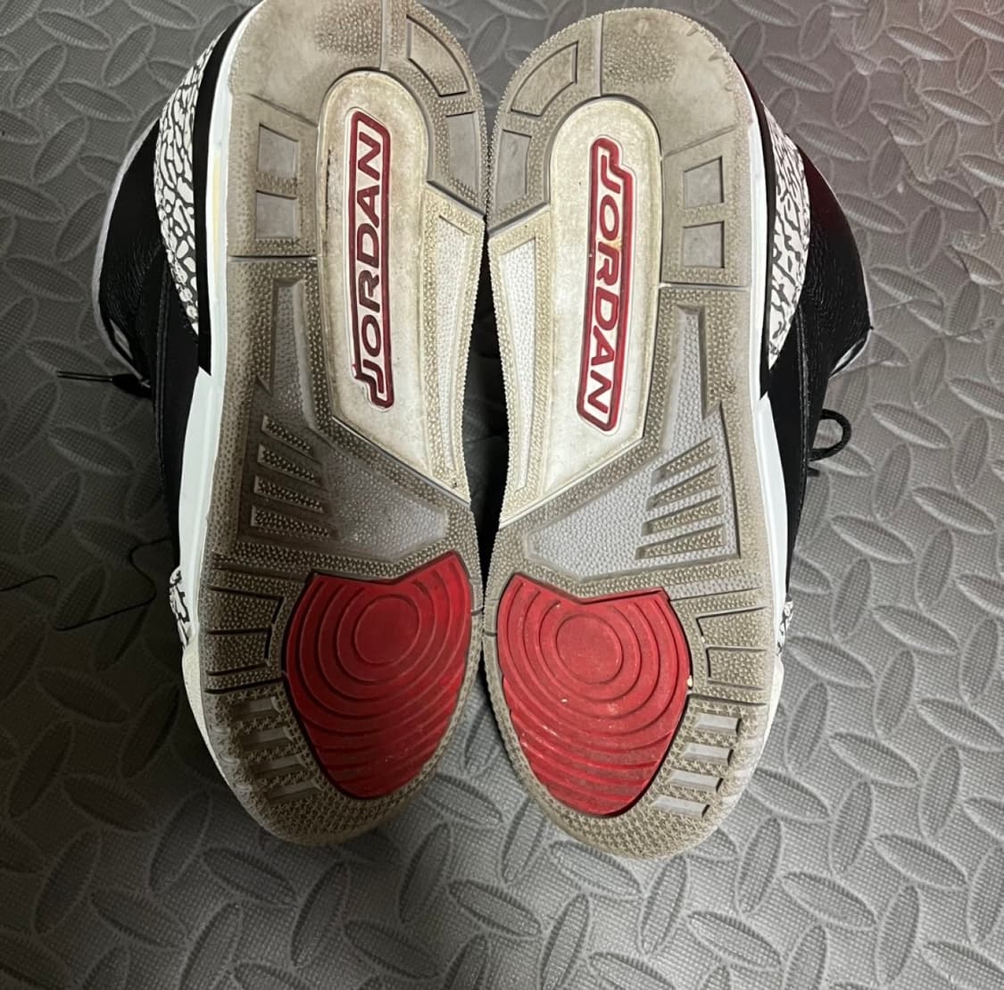 [235] 조던3 레트로 블랙 시멘트 상품이미지3