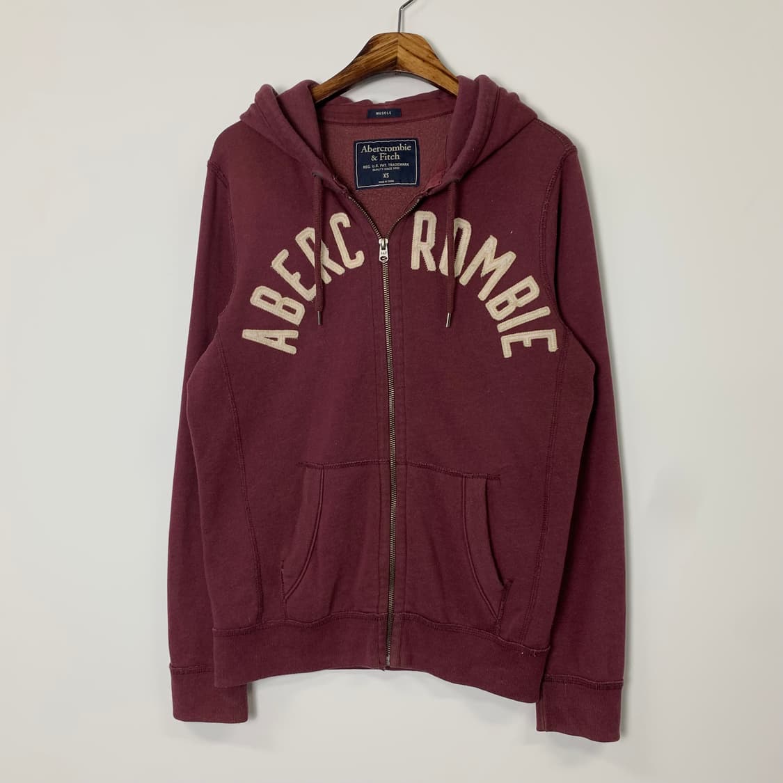 아베크롬비 y2k 와투케 버건디 후드집업 상품이미지2