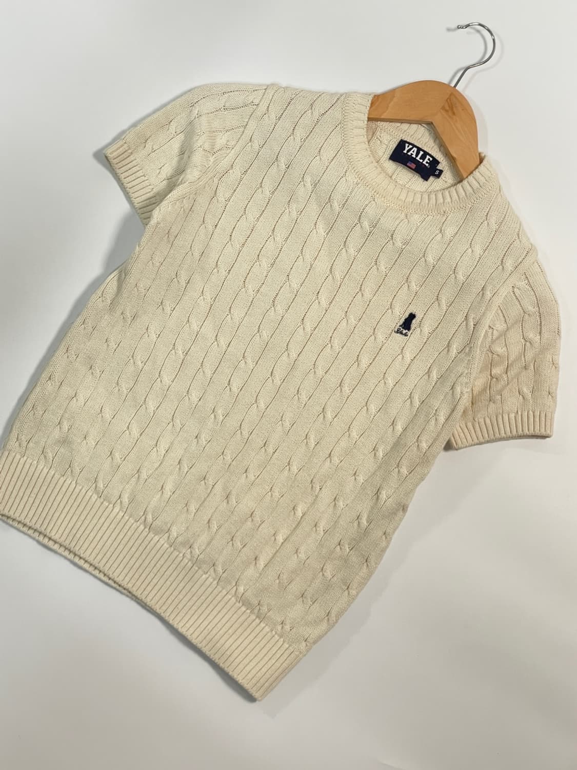 예일 꽈배기 반팔 니트
 상품이미지3