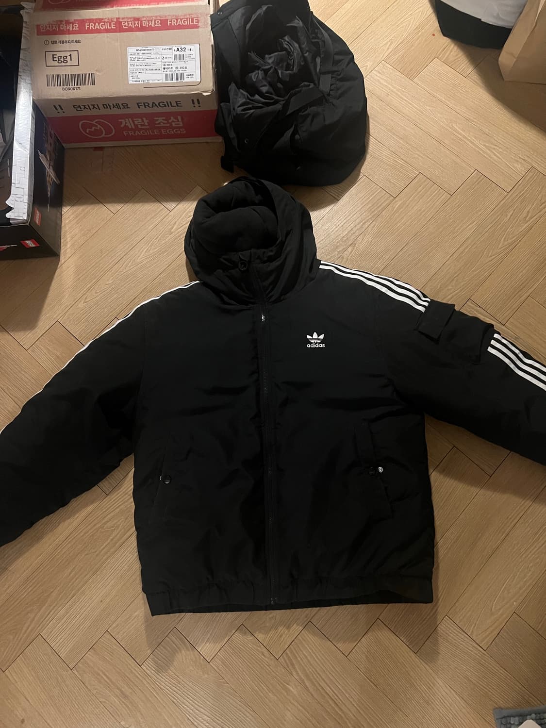 아디다스 다운 패딩 자켓 상품이미지1