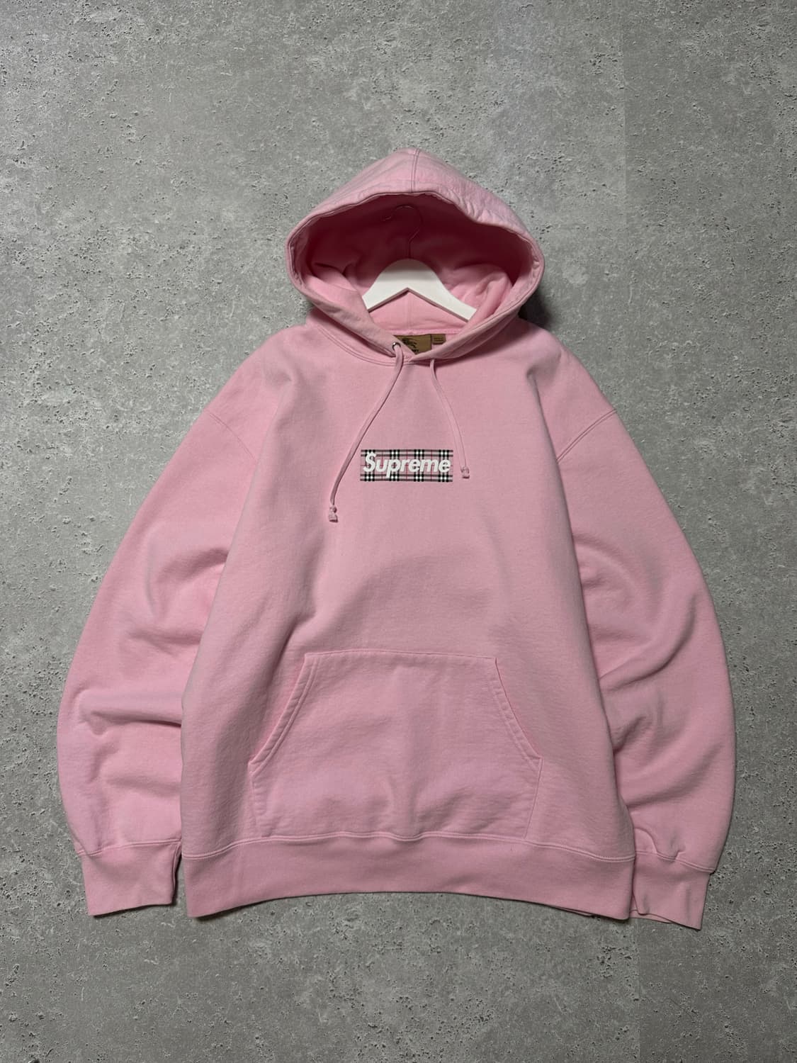 슈프림 x 버버리 미들로고 핑크 후드티 상품이미지2