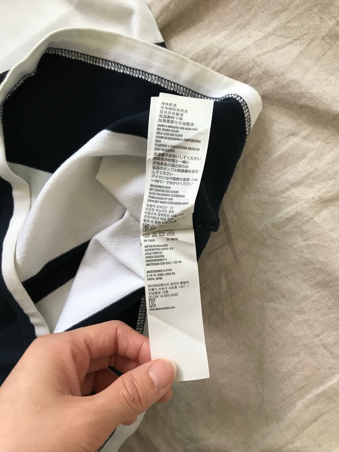 아베크롬비 산양 로고 단가라 반팔티 상품이미지8