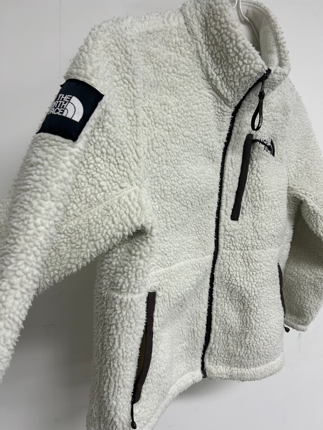 노스페이스 키즈 뽀글이 플리스 점퍼 130 상품이미지3