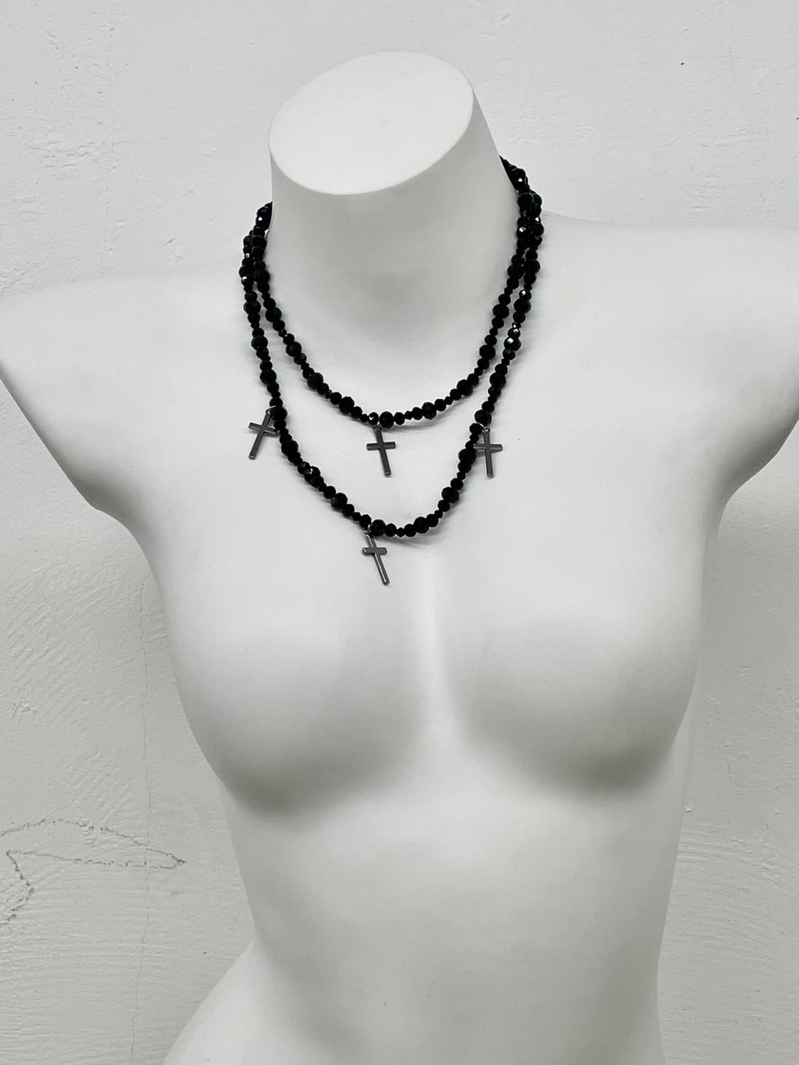 블랙 고딕 십자가 레이어드 네크리스 상품이미지4