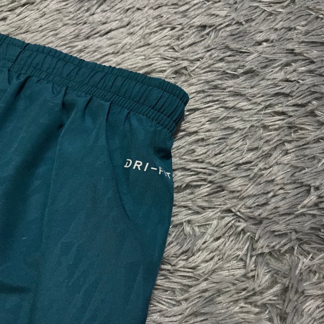 [[여성 L, A급] 나이키(NIKE) 드라이핏 러닝 쇼츠p225 상품이미지4