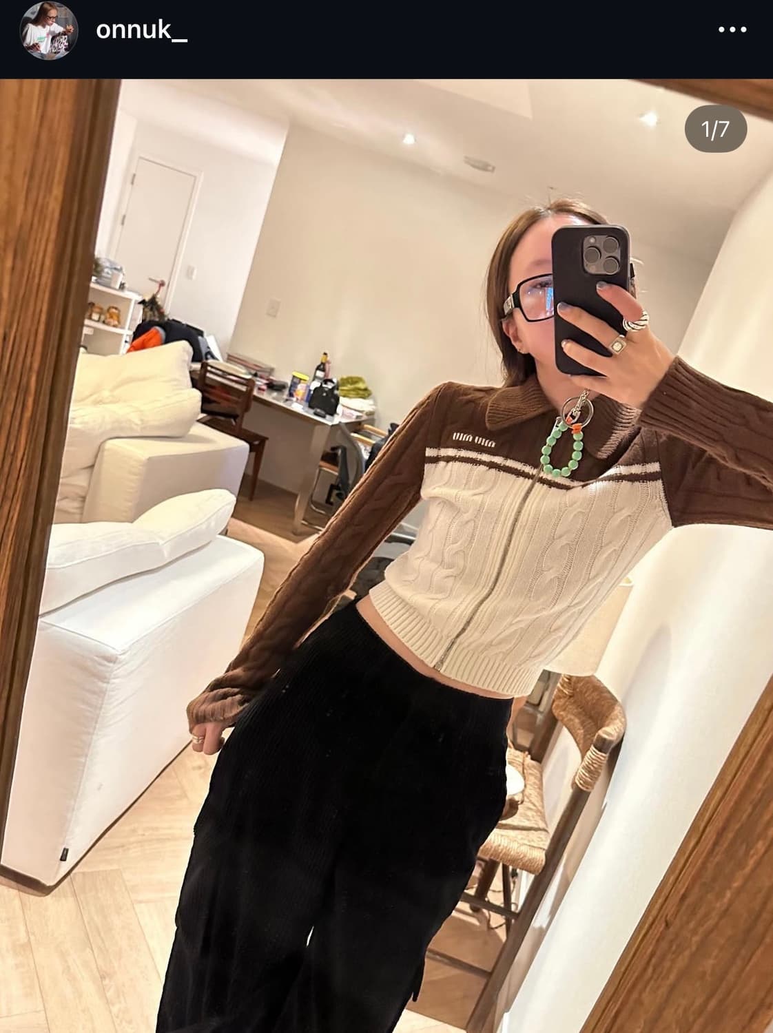 미우미우 캐시미어 집업 상품이미지1