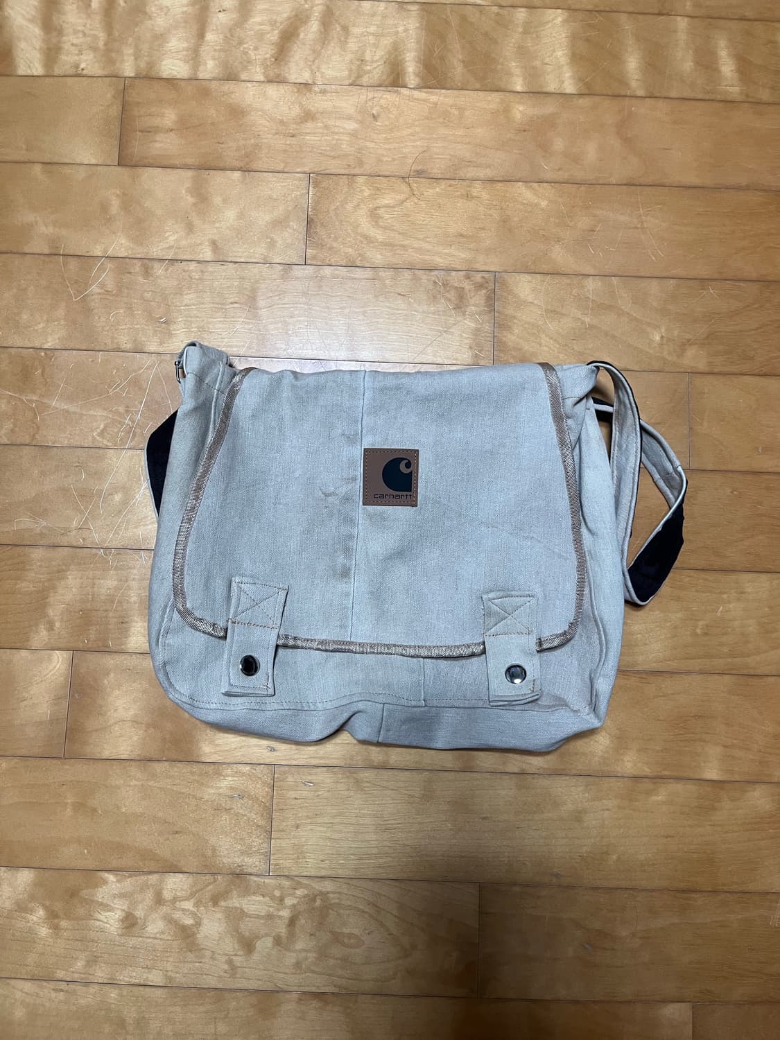 칼하트 커스텀 크로스백 상품이미지1