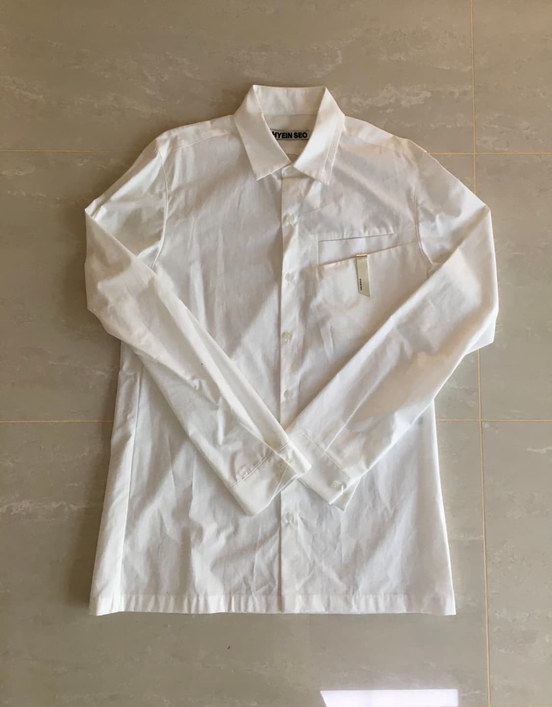 혜인서 화이트 핀 슬림셔츠 상품이미지1