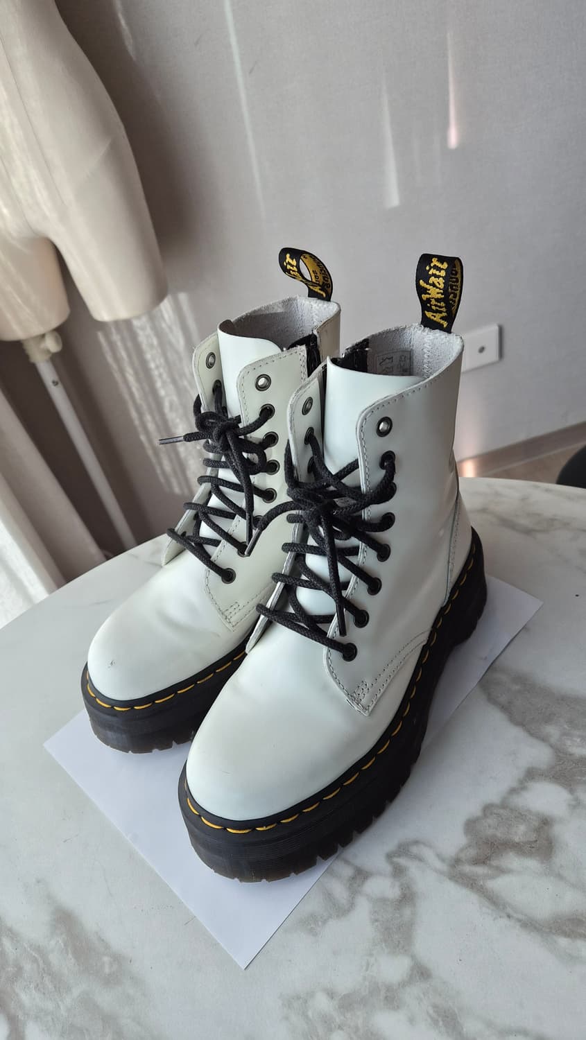 닥터마틴 제이든부츠  화이트 240~45 상품이미지2