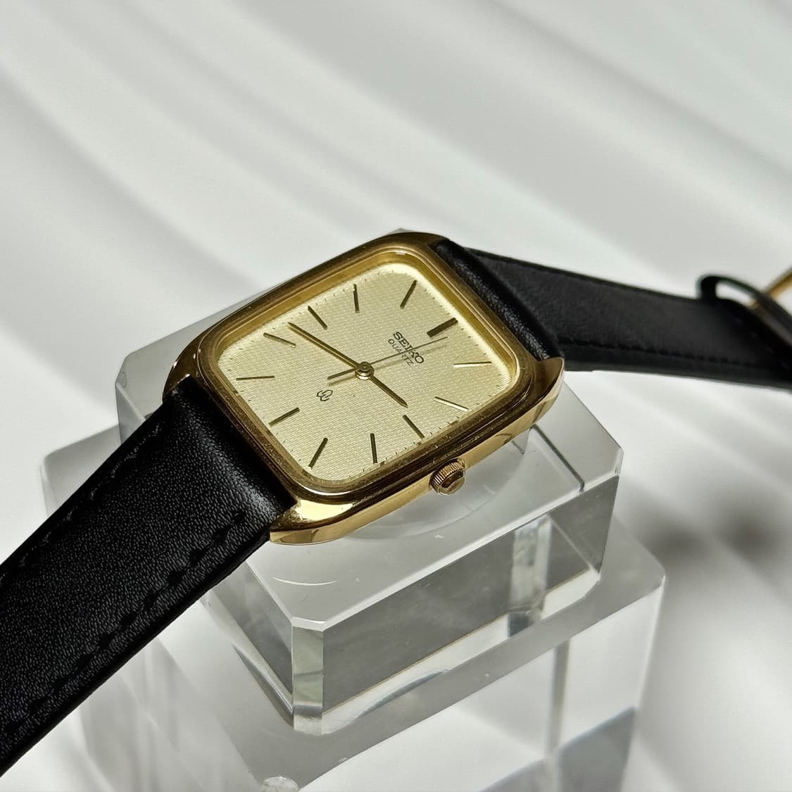 80's90's 빈티지 세이코 스퀘어 린넨 텍스처 워치  상품이미지5