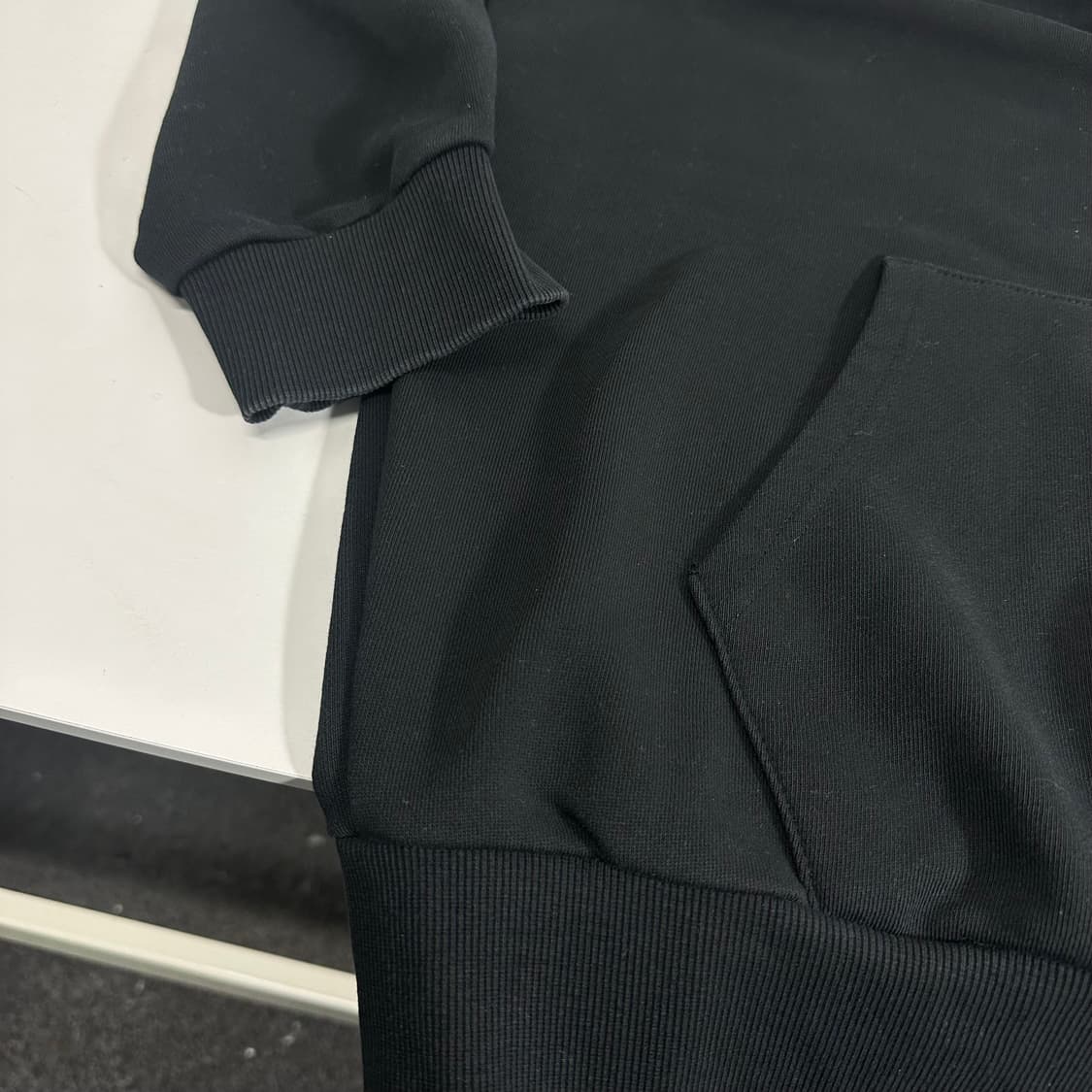 L-XL 2 어반드레스 블랙 루즈오버핏 스웻코튼 후드티 상품이미지3