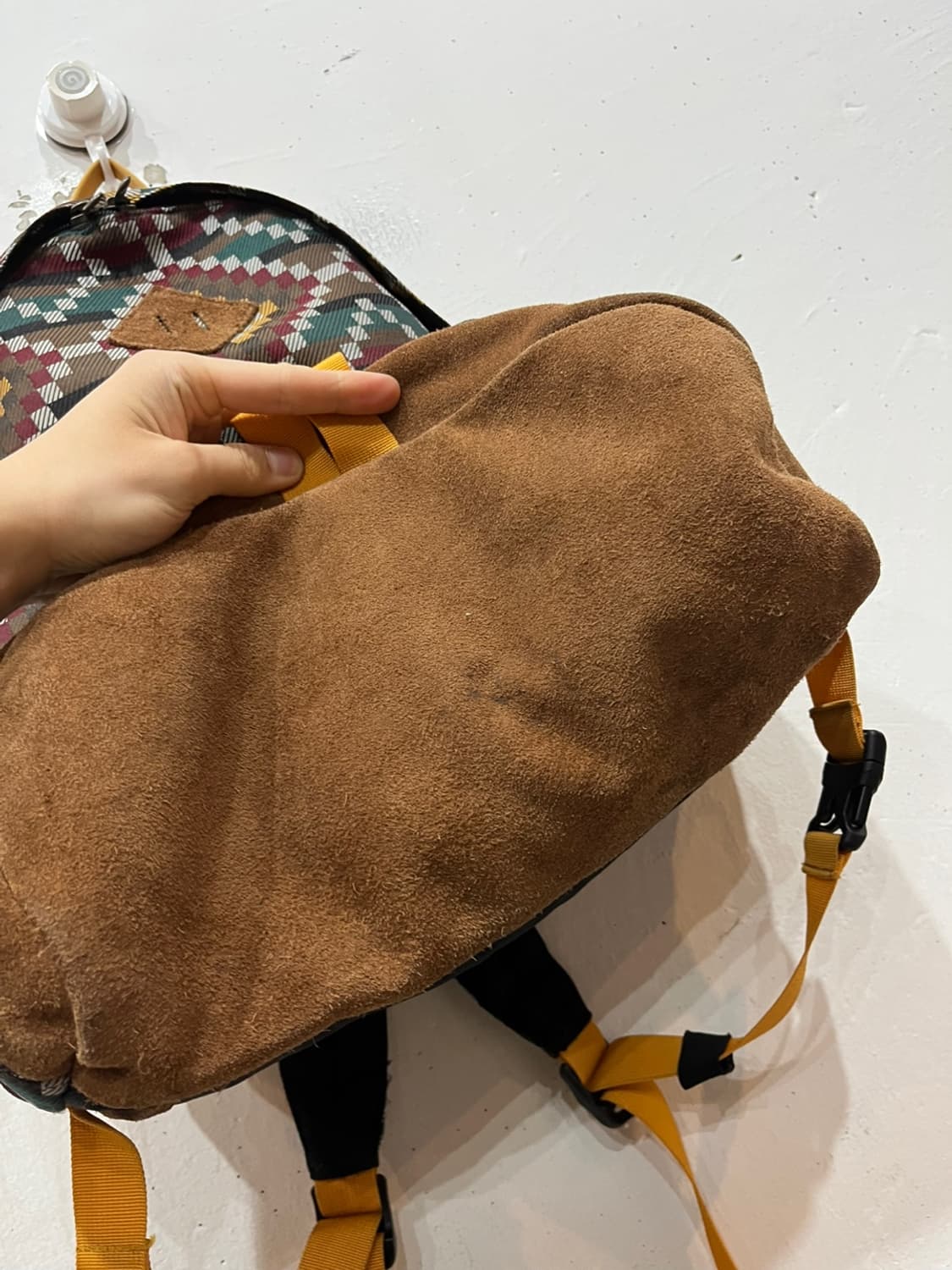 노스페이스 리미티드 에스닉 스웨이드 백팩 상품이미지3