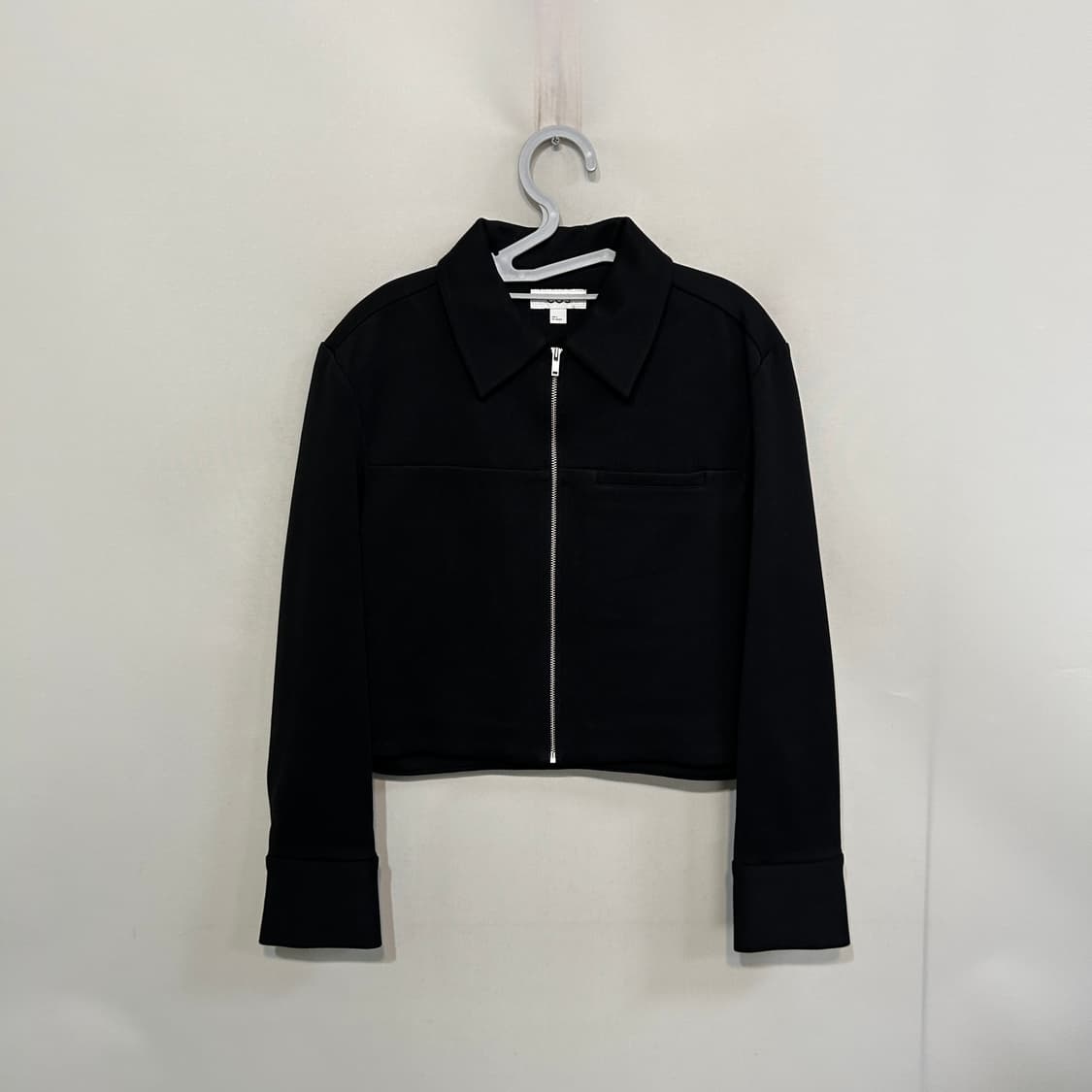 코스 COS 크롭 트윌 집업 자켓 S 여성 블랙 상태최상 상품이미지2