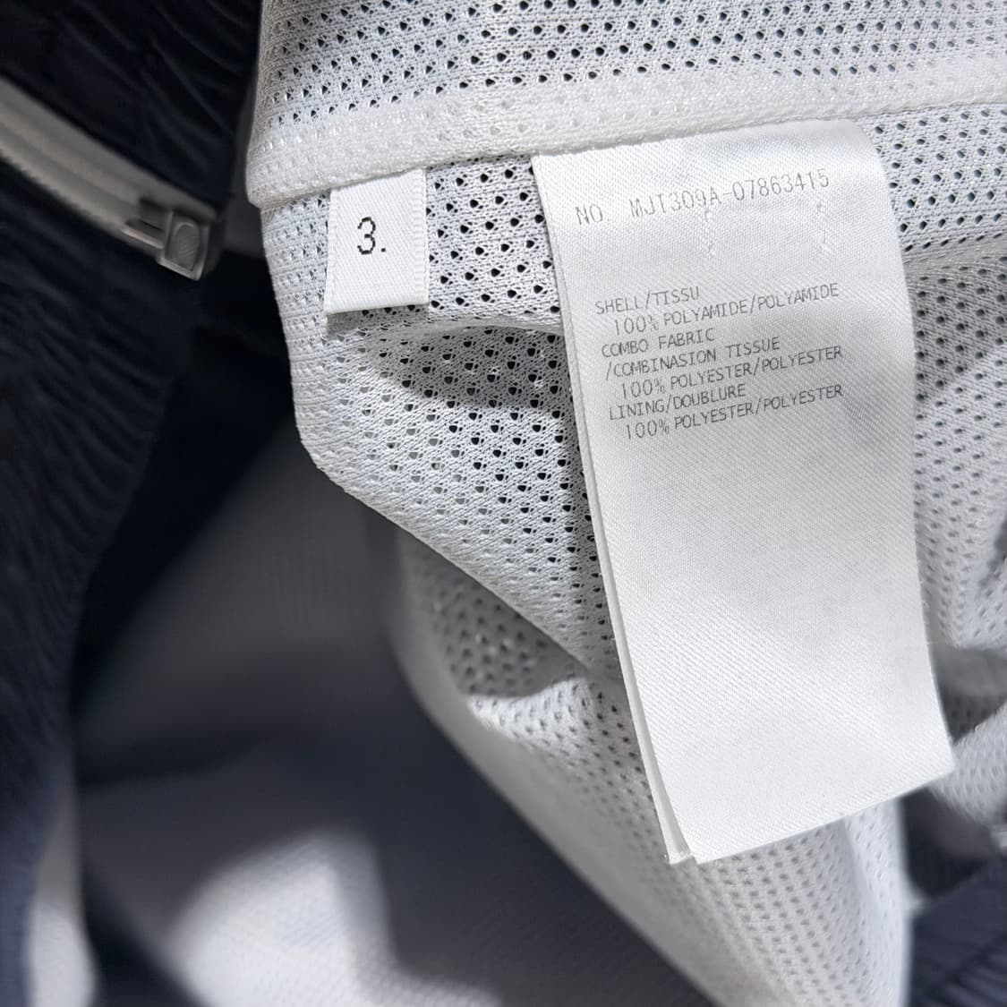 (A+/3) / 톰브라운 사선완장 립스탑 메쉬 네이비 바람막이 상품이미지8