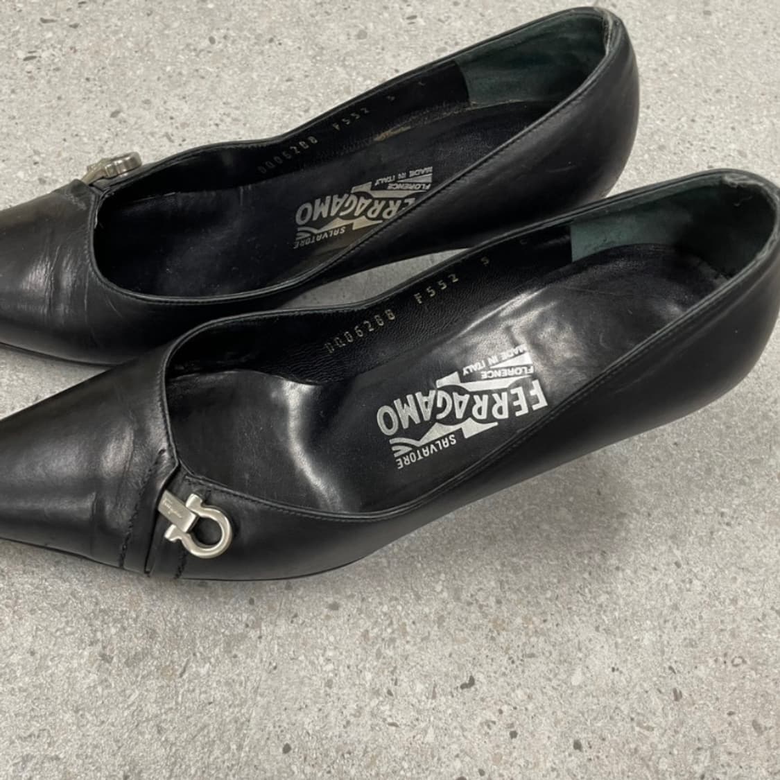 살바토레 페레가모 빈티지 펌프스 240 상품이미지2