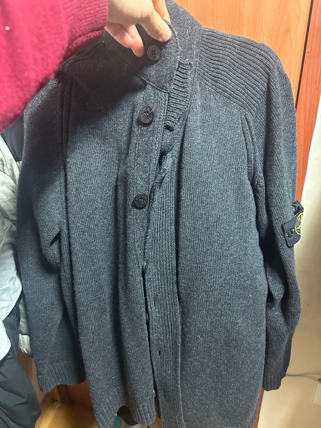 스톤 아일랜드 니트 집업 가디건 상품이미지1