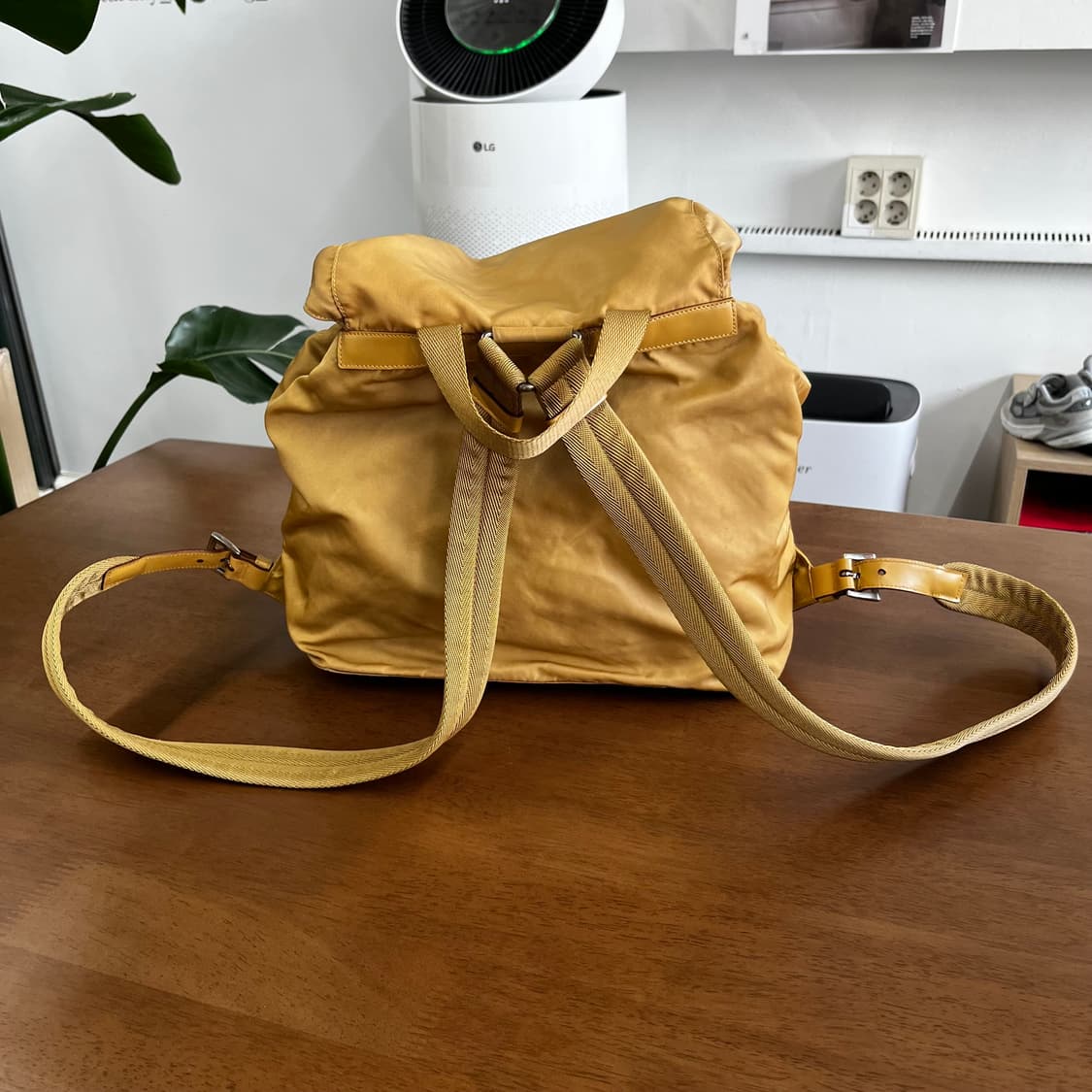 프라다 나일론 백팩 상품이미지5