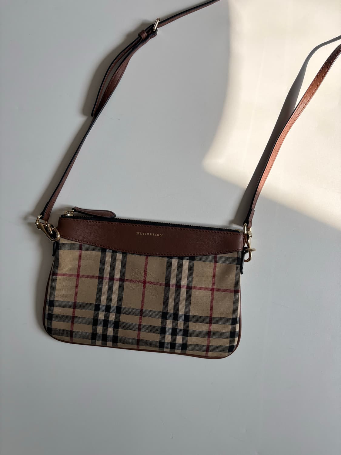 Burberry 버버리 페이톤 체크 크로스백  상품이미지4
