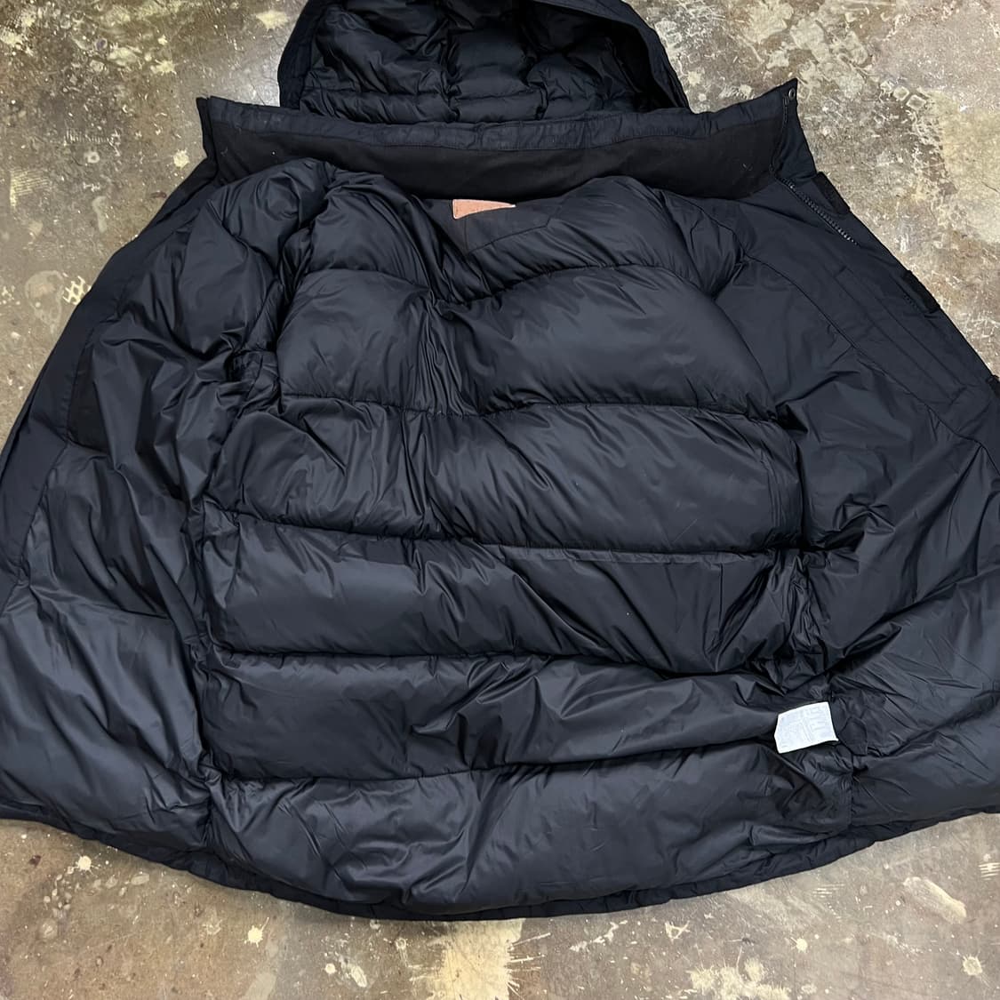 100) 몽벨 헤비 구스다운 패딩 점퍼 거위털 패딩 상품이미지4